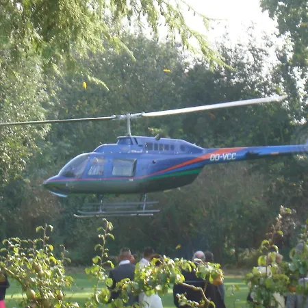 Chateau Bagatelle Couette-café Frasnes-lez-Anvaing