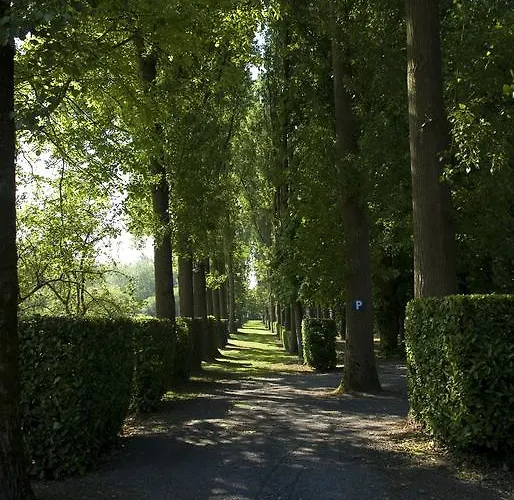 Chateau Bagatelle 4* Frasnes-lez-Anvaing